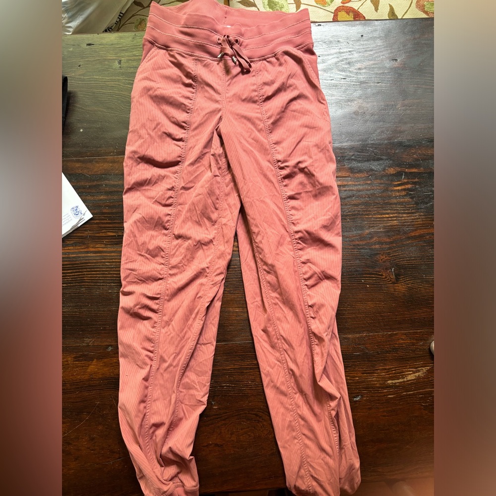 Lululemon Joggers - Size 4
